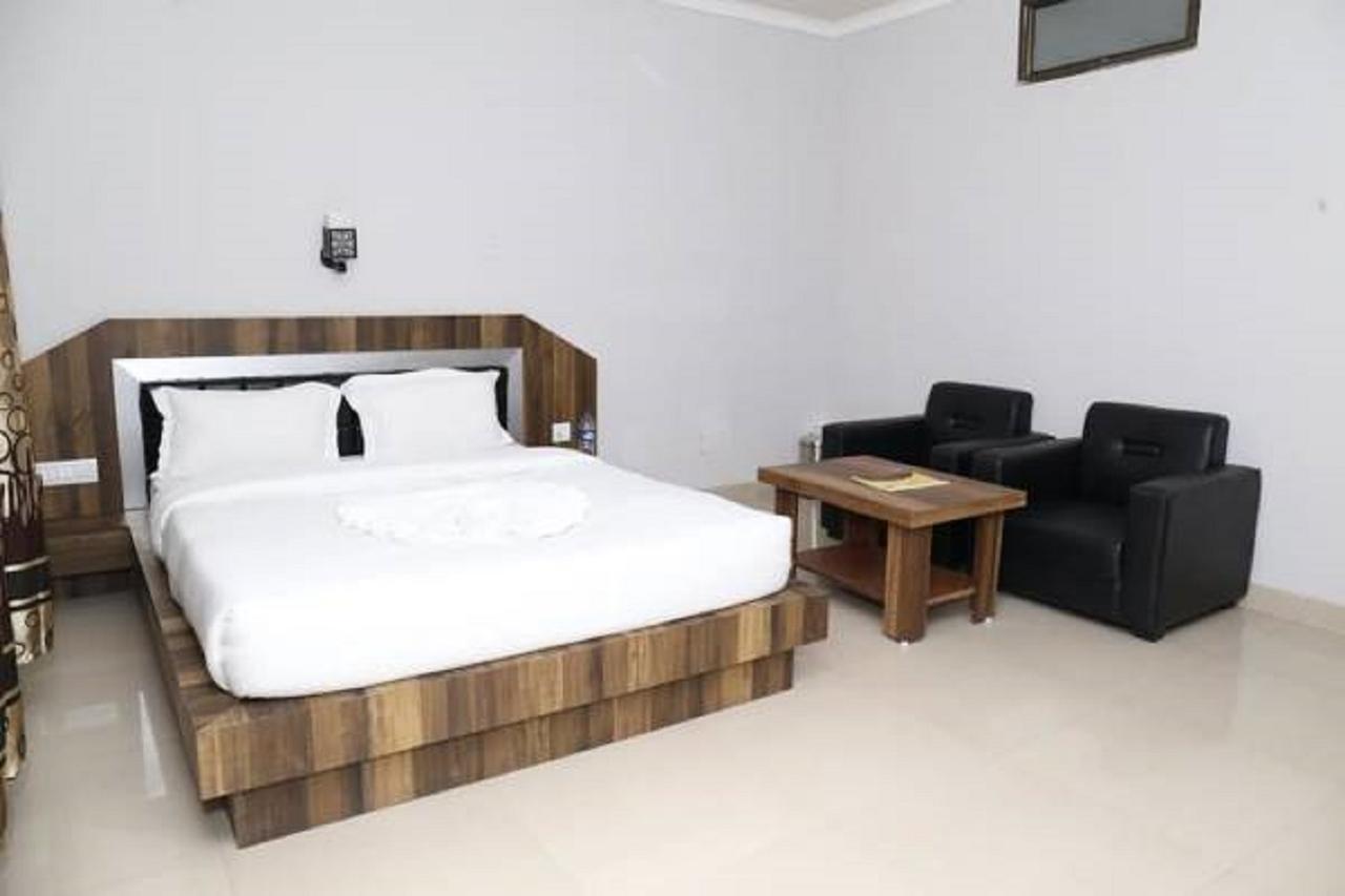 Hotel Europa Inn Dimapur Bagian luar foto